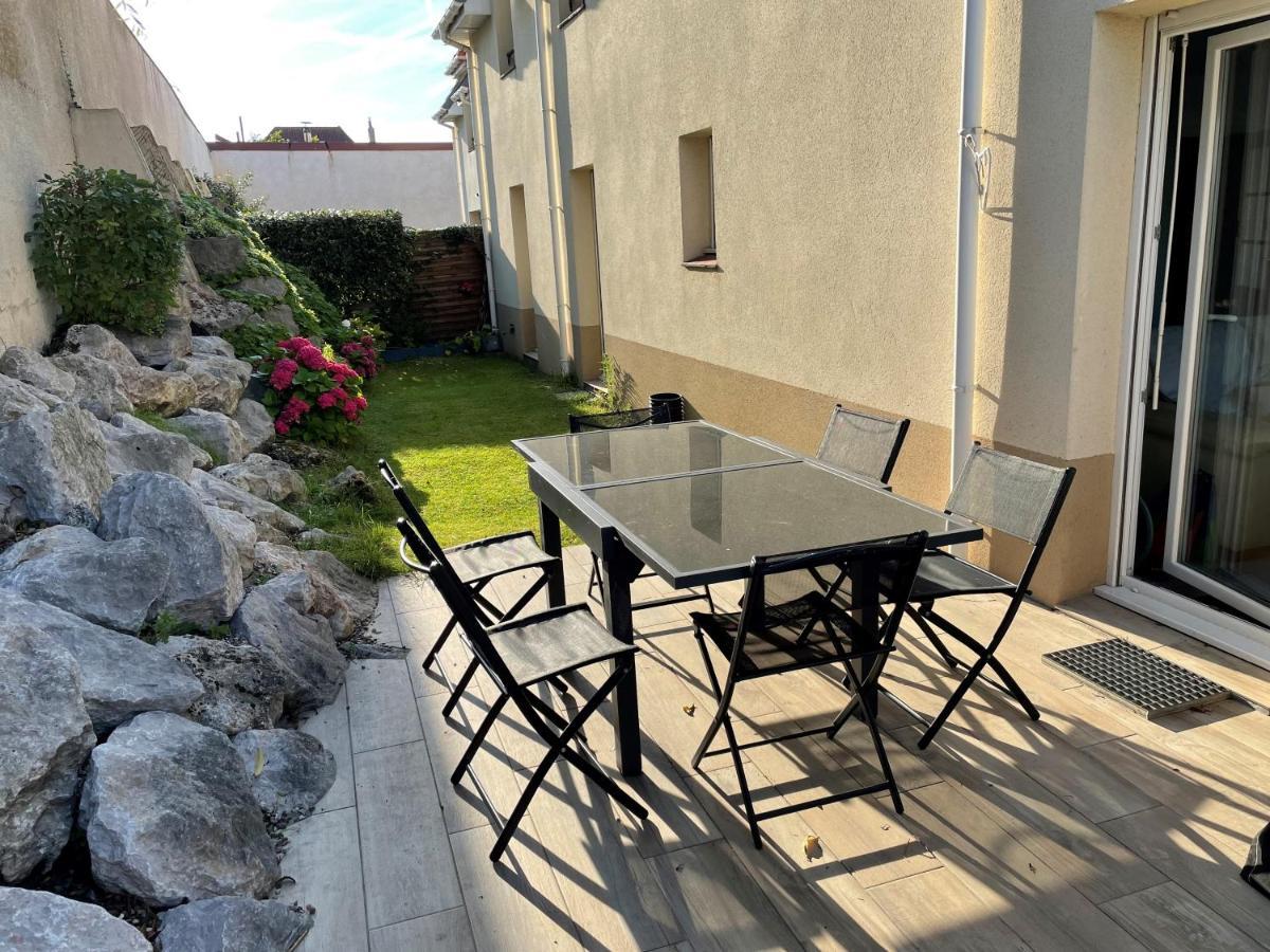 Villa Louise - Appartement Spacieux Proche Digue Avec Jardin Wimereux Buitenkant foto